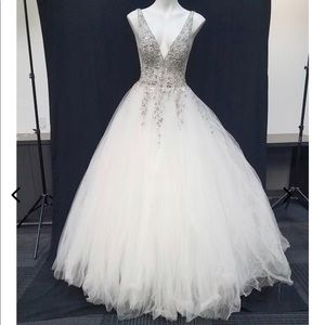 NWT Jovani White Rhinestone Embellished Wedding Dress Long Formal Prom Gown sz 6